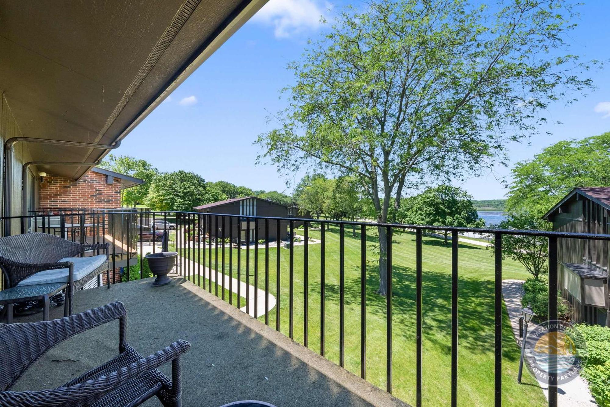 New Lake Como Condo With Lake Views Lake Geneva Exterior foto